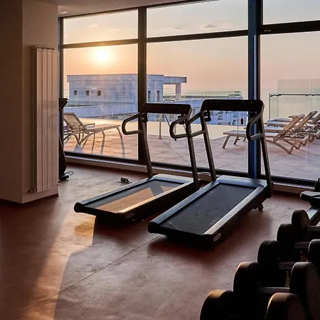 Sea & Smarald - Infinity Pool & Daire Navodari