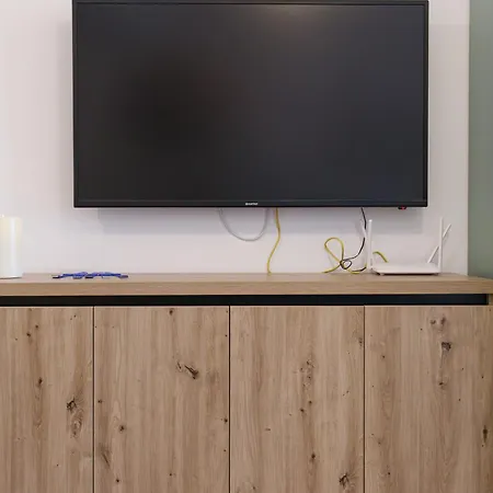 Sea & Smarald - Infinity Pool &