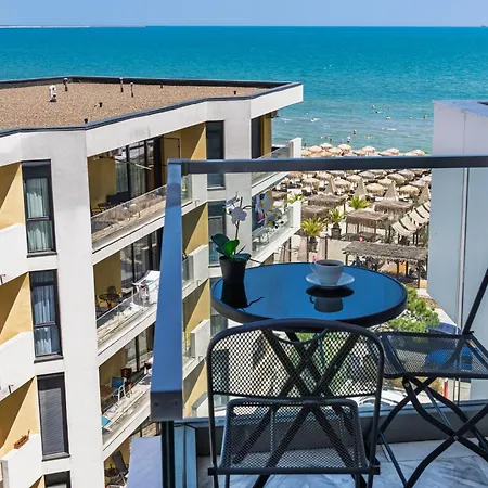 Sea & Smarald - Infinity Pool & *