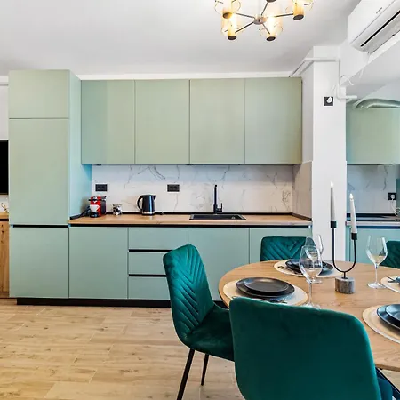 Sea & Smarald - Infinity Pool & * Navodari