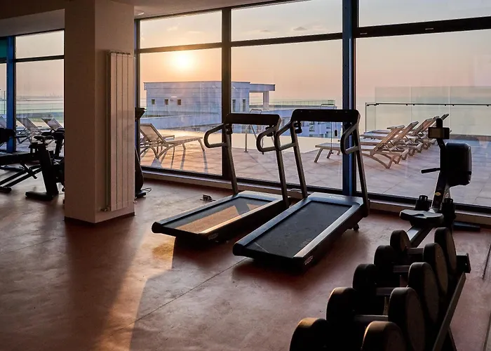 Sea & Smarald - Infinity Pool & Daire Navodari