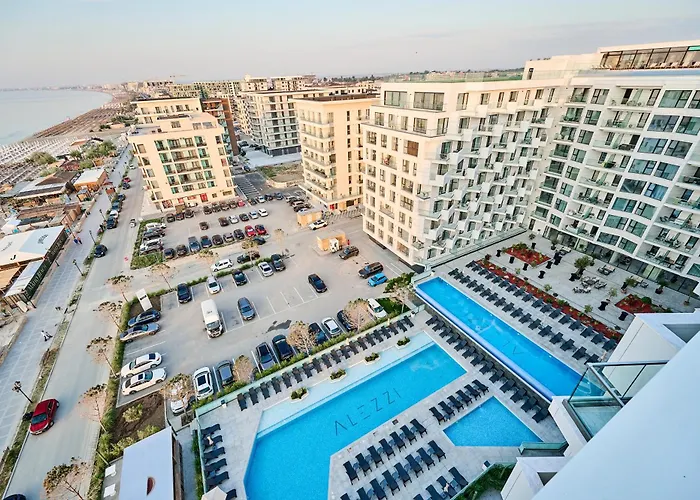 Sea & Smarald - Infinity Pool & Navodari