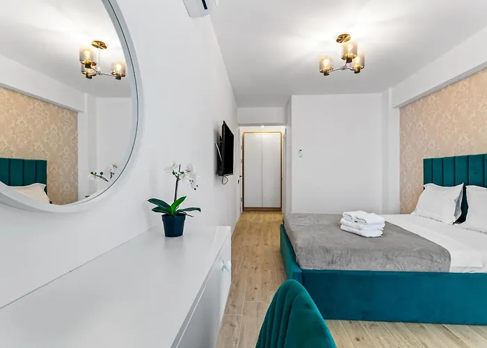 Sea & Smarald - Infinity Pool & * Năvodari