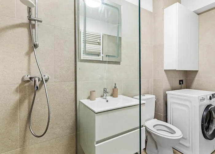 Sea & Smarald - Infinity Pool &