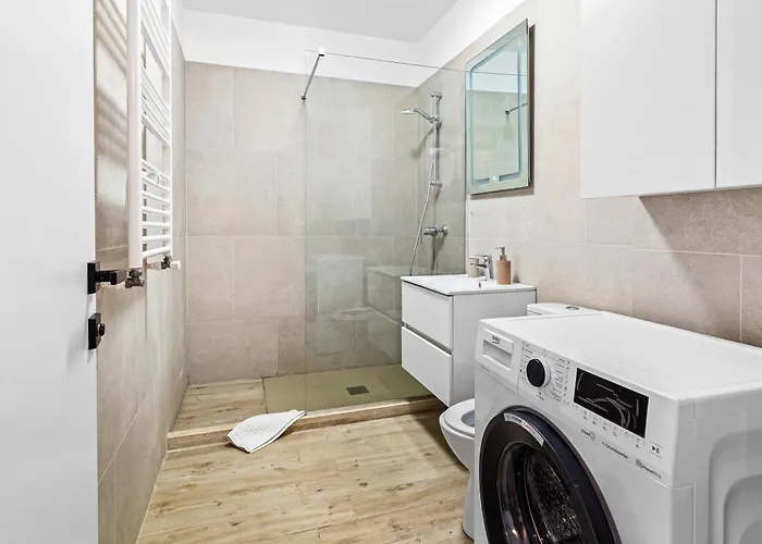 Διαμέρισμα Sea & Smarald - Infinity Pool & Năvodari