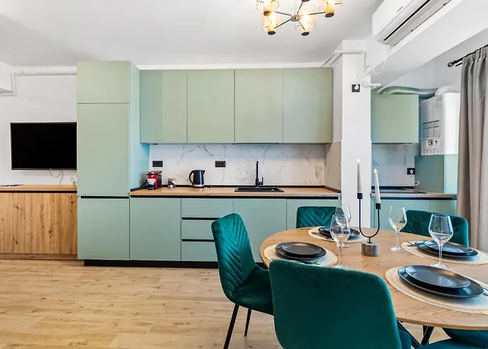 Sea & Smarald - Infinity Pool & * Năvodari